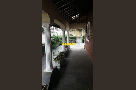 11_photo/94ce5ccee7.eef1bf4cb61c1a94-ATLAS-dd1ed069-4fda-441d-bfc6-da5f9f3fa355.jpg de casa para alugar com 4 quartos, 275m² em Santa Paula, São Caetano do Sul