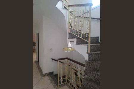 31_photo/94ce5cd057.d1265443f33742d1-ATLAS-87453f01-8546-4987-8917-e79b67b45aab.jpg de casa para alugar com 3 quartos, 215m² em Olímpico, São Caetano do Sul