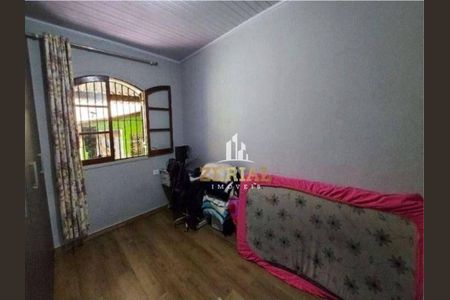 4_photo/94ce5cd227.0bc30f596f1079de-ATLAS-9a0dcc36-88f6-4b90-9bbf-c0ca6d4b8610.jpg de casa à venda com 2 quartos, 95m² em Osvaldo Cruz, São Caetano do Sul