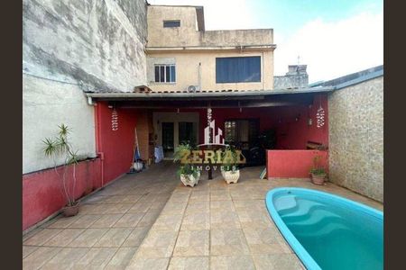 6_photo/94ce5cd23f.c1aee057c866752a-ATLAS-2661a8d2-3d46-49a6-b75e-582ea29863c1.jpg de casa à venda com 4 quartos, 200m² em Osvaldo Cruz, São Caetano do Sul