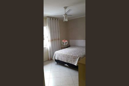 4_photo/94ce5cd2b1.49e5f4e107e90c19-ATLAS-4c5cc778-cfb2-4d10-854c-fe47382df244.jpg de casa à venda com 3 quartos, 104m² em Boa Vista, São Caetano do Sul