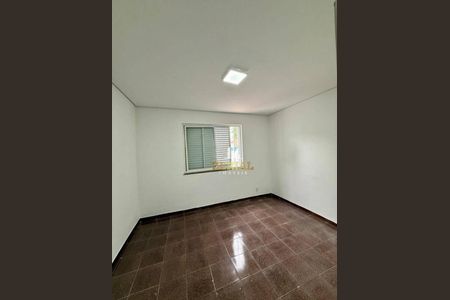 10_photo/94ce5cd3ef.e182d30f96765f76-ATLAS-dbc8e750-3218-4686-9463-925b89b5a4e7.jpg de casa à venda com 2 quartos, 189m² em Olímpico, São Caetano do Sul