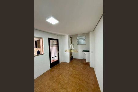 2_photo/94ce5cd3ef.e182d30f96765f76-ATLAS-e2b966c0-ef19-49f7-8a29-c12cfe0a0554.jpg de casa à venda com 2 quartos, 189m² em Olímpico, São Caetano do Sul