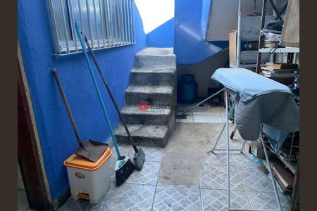 6_photo/94ce5cd4d5.413b54f4bf74f905-ATLAS-d63dfca5-68b4-46f4-a1a9-4694011dcf28.jpg de casa à venda com 2 quartos, 109m² em Olímpico, São Caetano do Sul