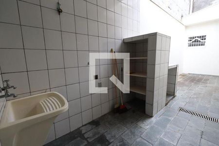 15_photo/94ce5cd54b.ab41e4e09fc2bc48-ATLAS-2b2daaec-8975-4f6a-8154-cd636901abe4.jpg de casa à venda com 1 quarto, 82m² em Santa Maria, São Caetano do Sul