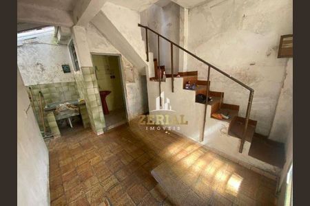 4_photo/94ce5cd717.d55b36f64ebf45c1-ATLAS-ed68cd79-9fae-4569-b162-c3fa309ae360.jpg de casa à venda com 2 quartos, 102m² em Olímpico, São Caetano do Sul