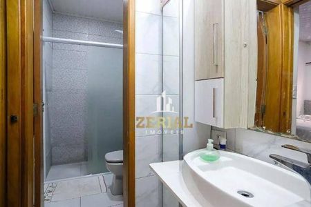 7_photo/94ce5cd94b.0b7484563d1e3fb6-ATLAS-64218fb0-7946-4260-8e60-ea0052800b9b.jpg de casa à venda com 4 quartos, 138m² em Cerâmica, São Caetano do Sul