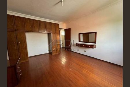 7_photo/94ce5cd94d.f279df7ab7105e24-ATLAS-cbdfe55b-00c0-487b-9eee-e8531ab794ec.jpg de casa à venda com 3 quartos, 140m² em Olímpico, São Caetano do Sul