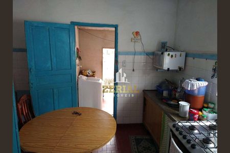 7_photo/94ce5cda75.19e03aecb237846c-ATLAS-b90e030d-a31c-46af-8032-d9834cd2d2d6.jpg de casa à venda com 4 quartos, 142m² em Olímpico, São Caetano do Sul