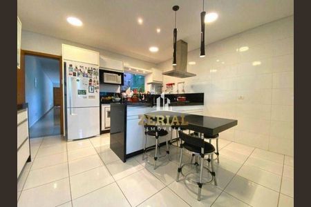 10_photo/94ce5cdaef.2008f600ea595daf-ATLAS-9449c8e3-c7a6-43e8-bd6d-fa325ff4c2ea.jpg de casa à venda com 4 quartos, 287m² em Olímpico, São Caetano do Sul