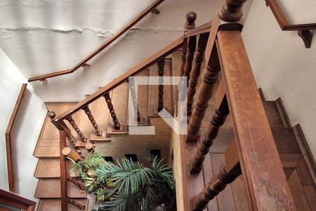 26_photo/94ce5cdcef.3c2637ef58290670-ATLAS-07a61dab-009f-4c53-97ee-8c8a25e06b33.jpg de casa à venda com 3 quartos, 311m² em Santa Paula, São Caetano do Sul