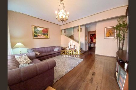 10_photo/94ce5cde47.a1b59680d37805c0-ATLAS-b879954c-dfe8-4103-a1f8-2f4d1bfb44f2.jpg de casa à venda com 2 quartos, 137m² em Santa Paula, São Caetano do Sul