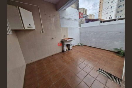 7_photo/94ce5cdeb3.7cbbe95ff97114dd-ATLAS-039ebe58-feec-458d-850e-db586f19083c.jpg de casa à venda com 3 quartos, 85m² em Santa Paula, São Caetano do Sul