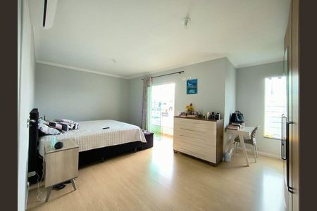 6_photo/94ce5ce845.09604b2c146ebc17-ATLAS-2ccfc3c1-2b59-4395-9fad-cea5e03a41f4.jpg de casa à venda com 3 quartos, 200m² em Santa Paula, São Caetano do Sul