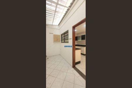 9_photo/94ce5cf5e1.69b5b8cc2bb5817d-ATLAS-fb4142bc-c17f-485f-b54e-f76e31a349e9.jpg de casa para alugar com 2 quartos, 80m² em Vila Bela, São Paulo