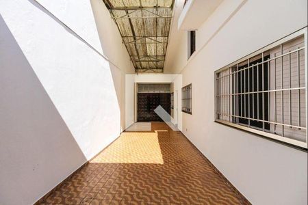 3_photo/94ce5cf67b.445c0bca81181d7a-ATLAS-86f11fd8-1bbd-4e00-a4d3-da67c70c4492.jpg de casa à venda com 3 quartos, 265m² em Vila Bela, São Paulo