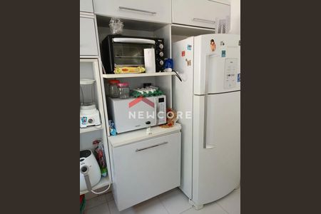 10_photo/94ce5cfc4d.1e964c3cff37e649-ATLAS-530c2c91-0e17-4e44-adfd-a820e9b56013.jpg de casa de condomínio à venda com 2 quartos, 88m² em Vila California, São Paulo