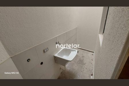 5_photo/94ce5cfc8b.49e5f4e107e90c19-ATLAS-a911b3e2-d769-484f-9f38-eff03b85da2d.jpg de casa à venda com 2 quartos, 55m² em Vila California, São Paulo