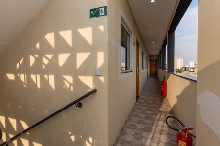 6_photo/94ce5cfe59.ceff8192393c33de-ATLAS-b6553351-ab7e-4e3a-86fc-34aa21554778.jpg de casa à venda com 2 quartos, 33m² em Vila California, São Paulo