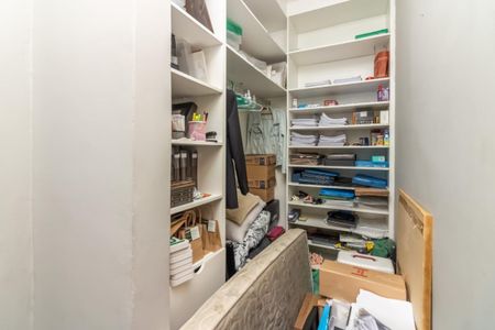 4_photo/94ce5d1d61.a8ffd0fd9a8b046d-ATLAS-31039639-3597-442c-8eba-b4e1dc5a837b.jpg de casa à venda com 4 quartos, 184m² em Vila California, São Paulo