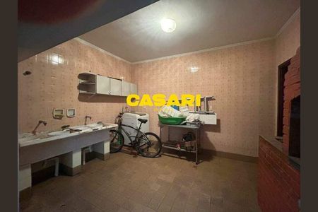 30_photo/94ce5d20cb.3949eb60e8e65e7a-ATLAS-8abe1e4d-9f10-404d-b280-a65ece0dd80f.jpg de casa para alugar com 5 quartos, 320m² em Barcelona, São Caetano do Sul