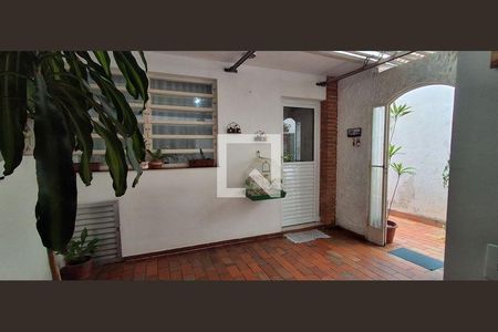 7_photo/94ce5d21af.b9011c6352d0a570-ATLAS-5b3a7756-080b-4829-bcb3-c358bdb9d0c3.jpg de casa à venda com 3 quartos, 200m² em Barcelona, São Caetano do Sul
