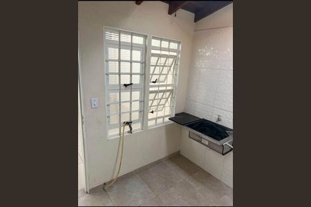 4_photo/94ce5d2633.4e6508f32768ff29-ATLAS-0f09c8b9-34c6-4e3c-b70f-ccfb6e78d9ec.jpg de casa à venda com 3 quartos, 186m² em Barcelona, São Caetano do Sul