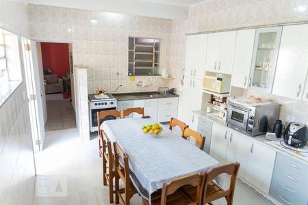 2_photo/94ce5d2657.5afd90b9c05d4dec-ATLAS-cdff959b-6d25-417d-a89d-b9a0700c02a2.jpg de casa à venda com 3 quartos, 221m² em Santa Paula, São Caetano do Sul