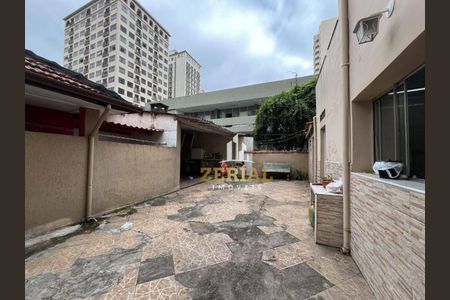 2_photo/94ce5d26e1.50df46c0cd16add9-ATLAS-c2495ffd-44da-41b2-a36c-d5c5e28bc1c6.jpg de casa à venda com 2 quartos, 220m² em Barcelona, São Caetano do Sul