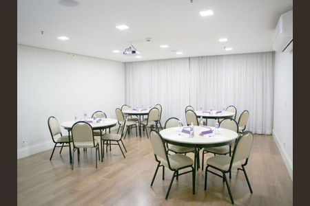 5_photo/94ce5d2735.49c40a4e0c1b1036-ATLAS-b81237f5-53f4-4d4c-b6e7-8db7797bf6f6.jpg de apartamento para alugar com 1 quarto, 37m² em Barcelona, São Caetano do Sul