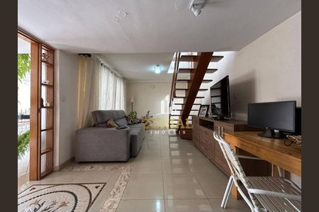 73_photo/94ce5d28e7.b0c9be0884e142d1-ATLAS-8002ef69-294d-496c-899d-82bf6d942e14.jpg de casa para alugar com 4 quartos, 329m² em Barcelona, São Caetano do Sul