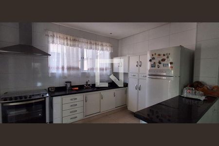 7_photo/94ce5d28fd.4ecd14d874f51e57-ATLAS-3e090de4-5a09-4763-879e-3ba146a4f464.jpg de casa à venda com 4 quartos, 400m² em Barcelona, São Caetano do Sul