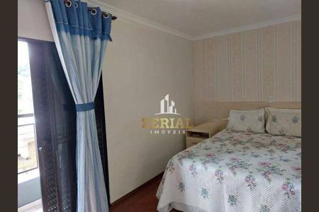 12_photo/94ce5d2b7b.79518a11401aeb31-ATLAS-ec083ffc-42c7-4a87-b99b-b8ffd0bc676c.jpg de casa à venda com 3 quartos, 230m² em Santa Maria, São Caetano do Sul