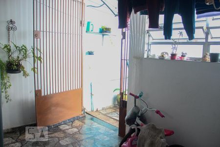 36_photo/94ce5d2c2f.33d4d0d2ada645c4-ATLAS-738b1fd3-e5a1-47b1-9e24-e57b94264d21.jpg de casa à venda com 2 quartos, 153m² em Campestre, Santo André