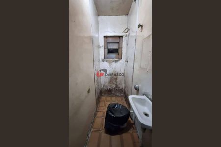 8_photo/94ce5d2ea5.7a37549eceeba21f-ATLAS-022f5e6d-b8f5-437a-999d-58111e85a6d8.jpg de casa à venda com 6 quartos, 177m² em Barcelona, São Caetano do Sul