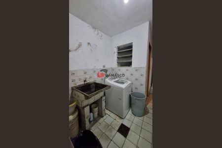 2_photo/94ce5d2ea5.7a37549eceeba21f-ATLAS-32367faf-79c4-42ec-b2f5-48be59ff7599.jpg de casa à venda com 6 quartos, 177m² em Barcelona, São Caetano do Sul