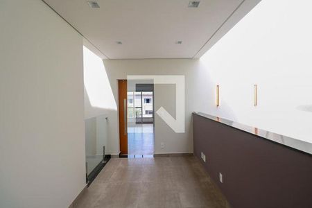 42_photo/94ce5d2ed7.0d38d50b15ed540b-ATLAS-ab8dcf0d-2caf-4e22-8be5-5d57b912a34c.jpg de casa à venda com 3 quartos, 300m² em Barcelona, São Caetano do Sul