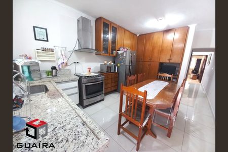 10_photo/94ce5d314d.d9f076d2edbf9077-ATLAS-44b16ad5-9b25-48ec-bd64-db92047c08bc.jpg de casa à venda com 3 quartos, 213m² em Utinga, Santo André