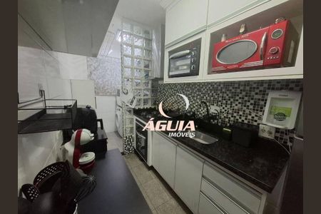 11_photo/94ce5d38df.d5331478bf55bc87-ATLAS-7bc28dc0-9f7b-42c3-9fa9-57cdde67d348.jpg de casa à venda com 2 quartos, 55m² em Utinga, Santo André