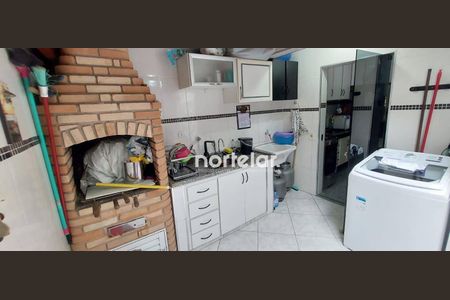 34_photo/94ce5d396f.b2871d8a92f4e45a-ATLAS-b82361bb-2915-4db2-919e-5f77f7625a8c.jpg de casa de condomínio à venda com 2 quartos, 135m² em Vila Metalúrgica, Santo André