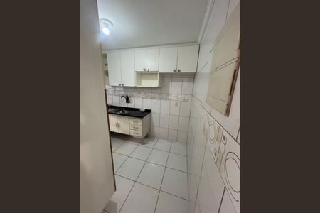 16_photo/94ce5d4623.9cfd376c38492c90-ATLAS-e5204e80-8468-4624-9eff-11121ddd757b.jpg de casa para alugar com 3 quartos, 100m² em Utinga, Santo André