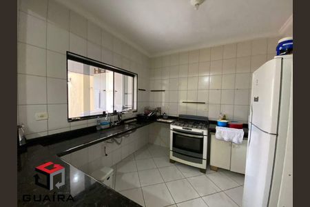 12_photo/94ce5d47c9.d83ba18c48a1246b-ATLAS-69e709c8-c006-4b89-8d4a-0d80fb7653c3.jpg de casa para alugar com 3 quartos, 200m² em Utinga, Santo André