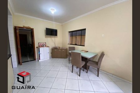 12_photo/94ce5d47c9.d83ba18c48a1246b-ATLAS-83ce3164-e35d-4e2d-9800-b43c70ae4c69.jpg de casa para alugar com 3 quartos, 200m² em Utinga, Santo André