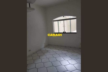 4_photo/94ce5d4925.98cf39ec7952f033-ATLAS-09fad756-2b1b-4ade-8565-23e6ff105ec4.jpg de casa para alugar com 4 quartos, 300m² em Utinga, Santo André