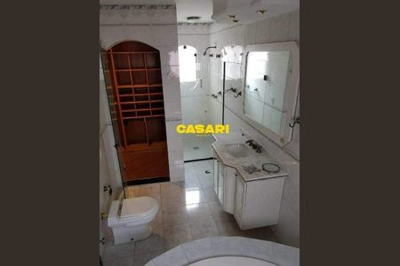 13_photo/94ce5d4925.98cf39ec7952f033-ATLAS-133b8850-c4a0-4d1f-a0ca-b0bced0aa8b4.jpg de casa para alugar com 4 quartos, 300m² em Utinga, Santo André