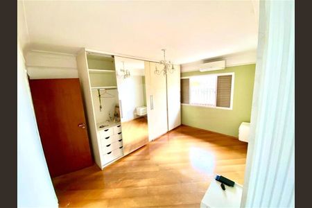 11_photo/94ce5d4a67.d9f076d2edbf9077-ATLAS-2d63e8af-b018-4535-a953-e45e655caf11.jpg de casa para alugar com 2 quartos, 240m² em Vila Metalúrgica, Santo André