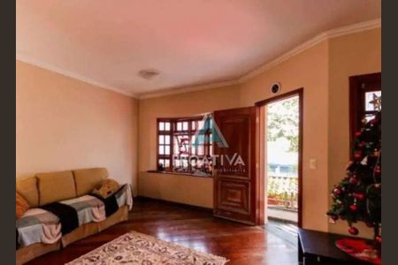 3_photo/94ce5d4a6f.5b72bd2dbcd384f4-ATLAS-9f400ae2-ae3c-473d-bc61-afa075c396ba.jpg de casa para alugar com 3 quartos, 327m² em Vila Metalúrgica, Santo André