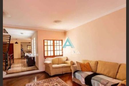 5_photo/94ce5d4a6f.5b72bd2dbcd384f4-ATLAS-c53c09f7-5b27-4b31-9175-489429b15210.jpg de casa para alugar com 3 quartos, 327m² em Vila Metalúrgica, Santo André