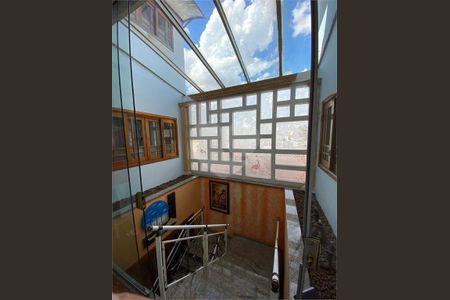 59_photo/94ce5d4bcb.912bb953107d94de-ATLAS-37b5a147-c477-4125-a6d5-7d8c21909bd5.jpg de casa para alugar com 4 quartos, 270m² em Vila Metalúrgica, Santo André