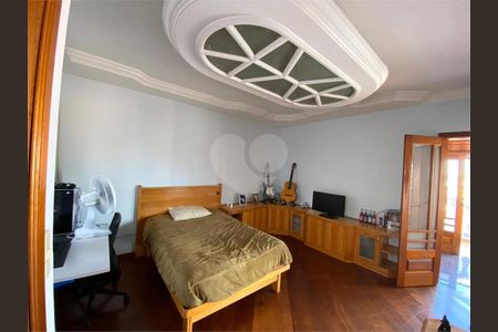 85_photo/94ce5d4bcb.912bb953107d94de-ATLAS-440aa080-28e0-45d0-b97e-5c98eba4ba74.jpg de casa para alugar com 4 quartos, 270m² em Vila Metalúrgica, Santo André